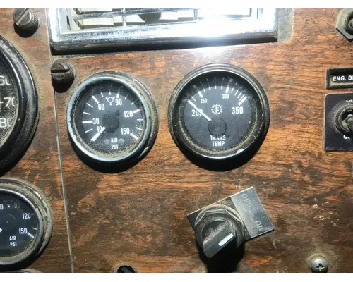 Peterbilt 379 Dash Assembly