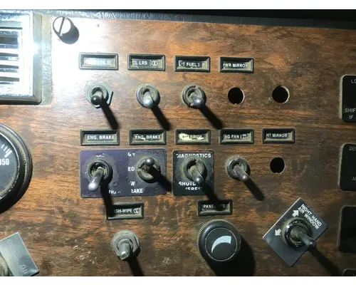 Peterbilt 379 Dash Assembly