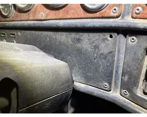 Peterbilt 379 Dash Assembly