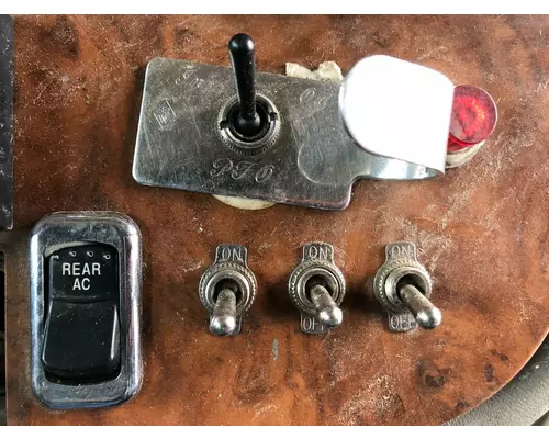 Peterbilt 379 Dash Assembly