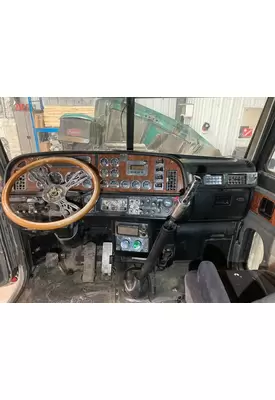 Peterbilt 379 Dash Assembly