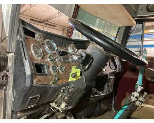 Peterbilt 379 Dash Assembly