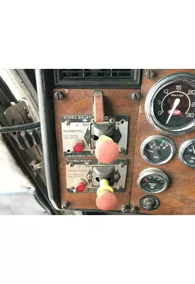 Peterbilt 379 Dash Assembly