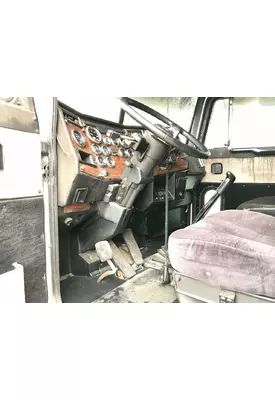 Peterbilt 379 Dash Assembly