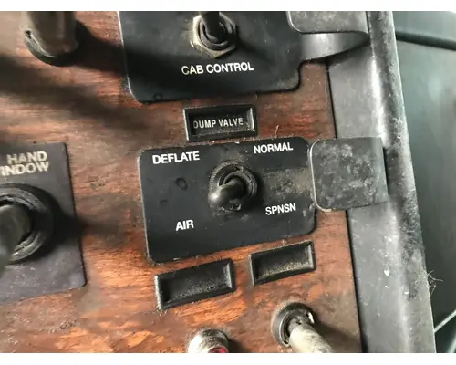 Peterbilt 379 Dash Assembly