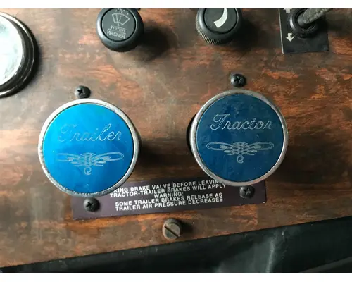 Peterbilt 379 Dash Assembly