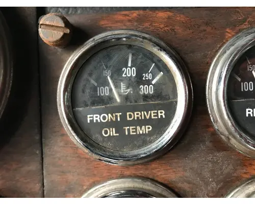 Peterbilt 379 Dash Assembly