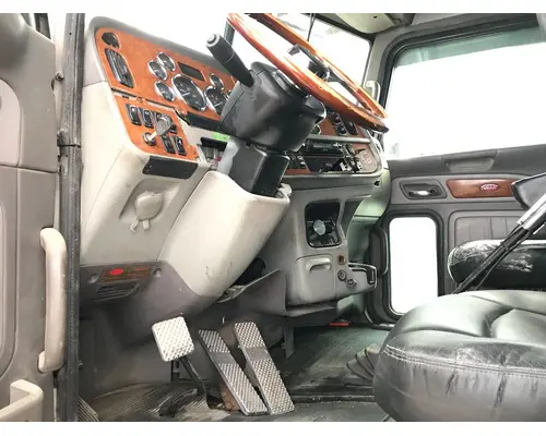 Peterbilt 379 Dash Assembly
