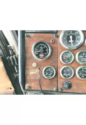 Peterbilt 379 Dash Assembly