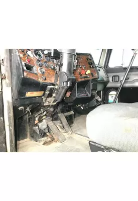 Peterbilt 379 Dash Assembly