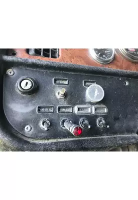 Peterbilt 379 Dash Assembly