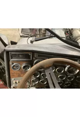 Peterbilt 379 Dash Assembly