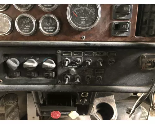 Peterbilt 379 Dash Assembly