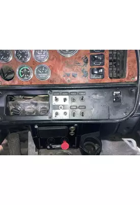 Peterbilt 379 Dash Assembly