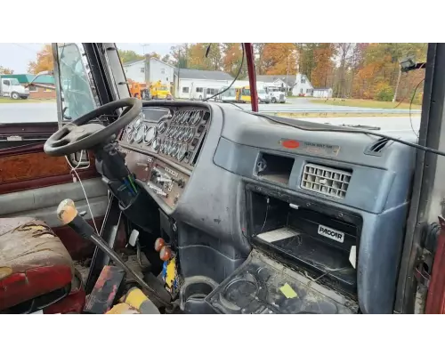 Peterbilt 379 Dash Assembly