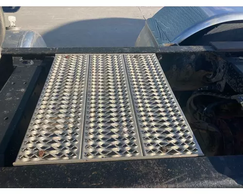 Peterbilt 379 Deckplate