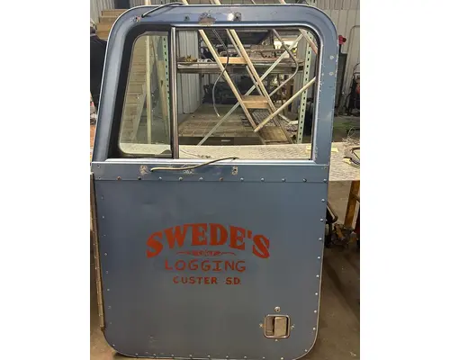 Door Assembly, Rear Or Back PETERBILT 379 Hatch Trucking LLC &amp; Salvage Parts