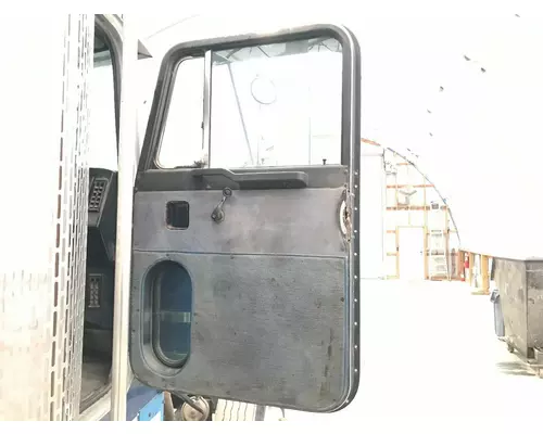 Peterbilt 379 Door Assembly, Front
