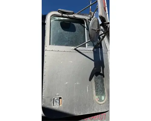 Peterbilt 379 Door Assembly, Front