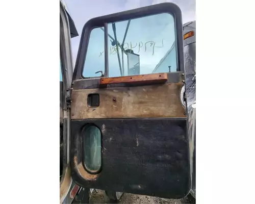 Peterbilt 379 Door Assembly, Front