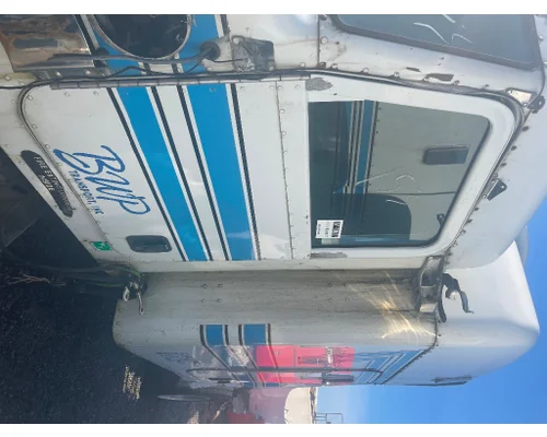 Door Assembly, Front PETERBILT 379 Truck Salvage International Inc