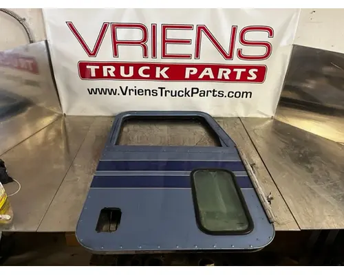 Door Assembly, Front PETERBILT 379 Vriens Truck Parts