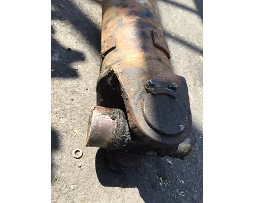 Drive Shaft, Front Peterbilt 379 Payless Truck Parts