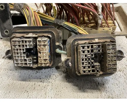 Peterbilt 379 Electrical Misc. Parts