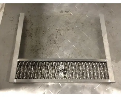 Peterbilt 379 Engine Brackets, Misc.
