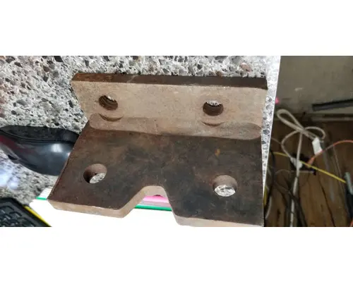 Peterbilt 379 Engine Mounts