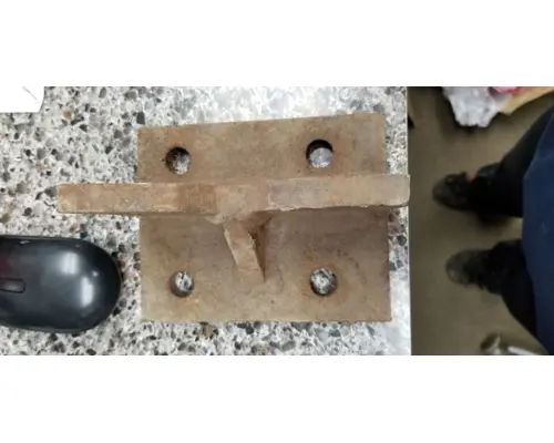 Peterbilt 379 Engine Mounts