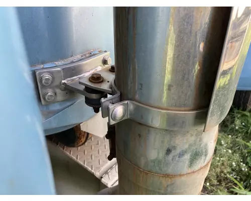 Peterbilt 379 Exhaust Bracket