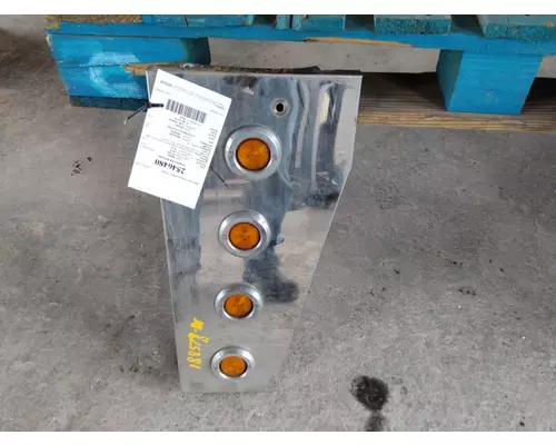 Fender Extension PETERBILT 379 LKQ Thompson Motors - Wykoff