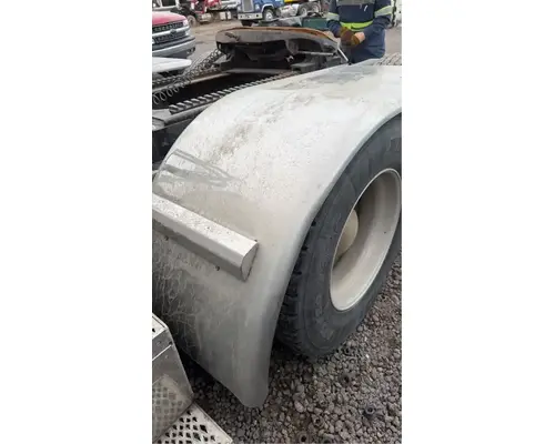 Fender Peterbilt 379 Holst Truck Parts