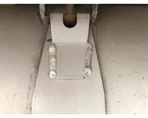 Peterbilt 379 Fuel Tank Strap