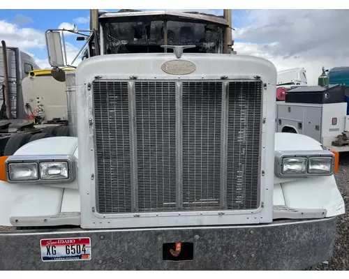 Grille Peterbilt 379 Holst Truck Parts