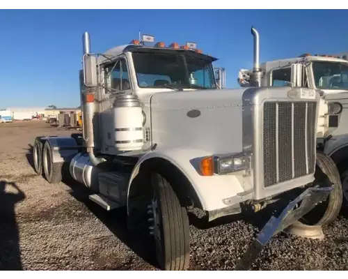 Peterbilt 379 Grille