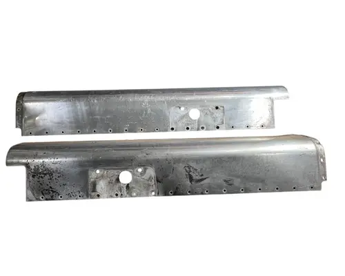 Grille PETERBILT 379 K &amp; R Truck Sales, Inc.
