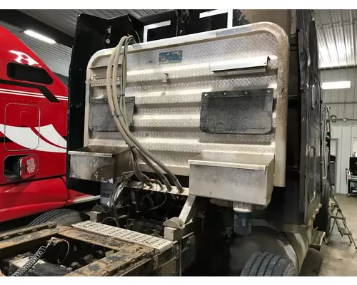 Peterbilt 379 Headache Rack (Cab Rack)