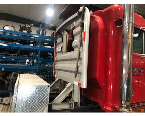 Peterbilt 379 Headache Rack