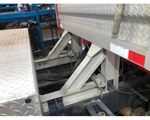 Peterbilt 379 Headache Rack