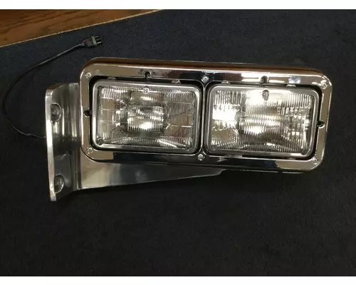 Peterbilt 379 Headlamp Assembly