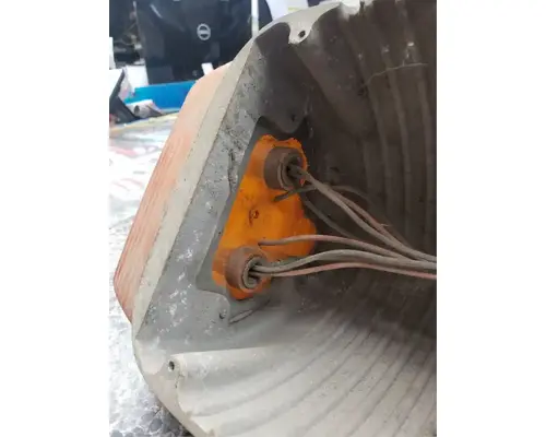 Peterbilt 379 Headlamp Assembly
