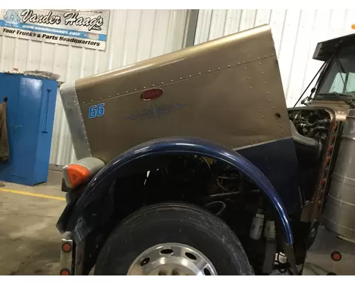 Peterbilt 379 Hood