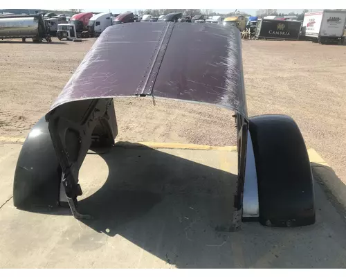 Peterbilt 379 Hood