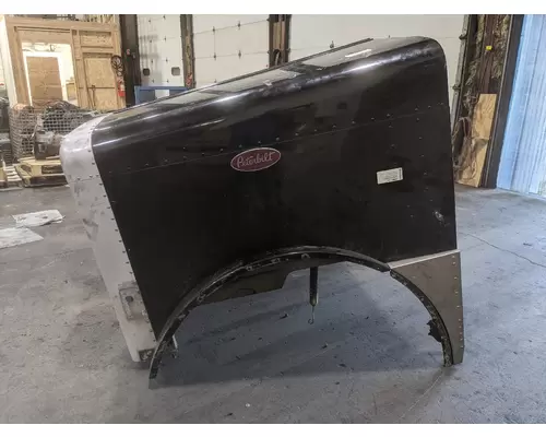 Peterbilt 379 Hood