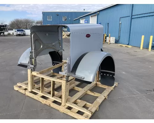 Peterbilt 379 Hood