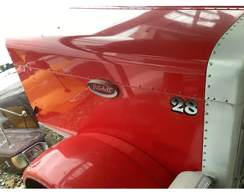 Peterbilt 379 Hood