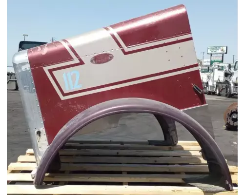 Peterbilt 379 Hood