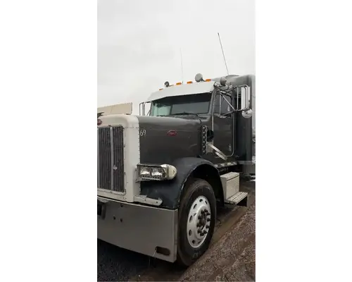Peterbilt 379 Hood